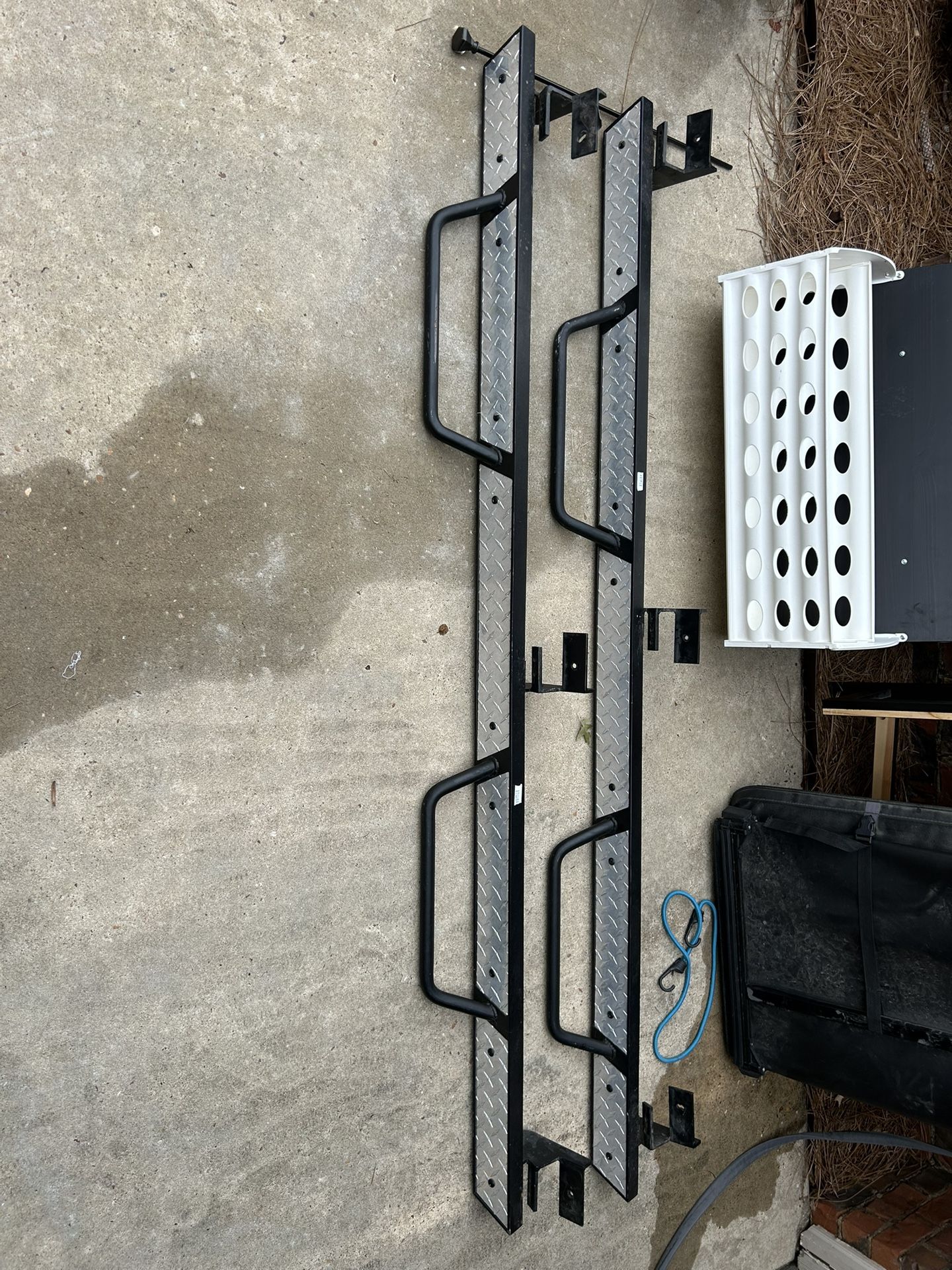 2016 Ram 1500 Running Boards