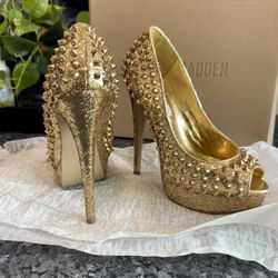 Steve Madden Gold Awwsome Pewter Heels