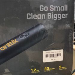 V8 Mate Cordless Car Vacuum 