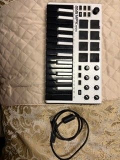 Akai MPK Keyboard