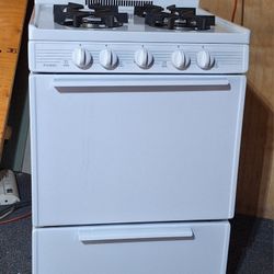 24" Médium Size Gas Stove 