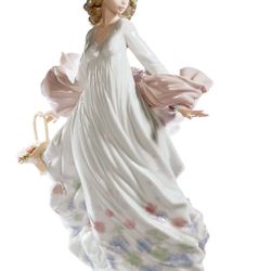 Lladro Beautiful Hand Painted  Summertime Seranade