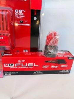 Milwaukee M12 FUEL Brushless Cordless High Speed 1/4 in. Ratchet, M18/M12 Charger and One m12- 2.0Ah Battery