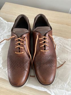 Men’s dress shoes (size 10)