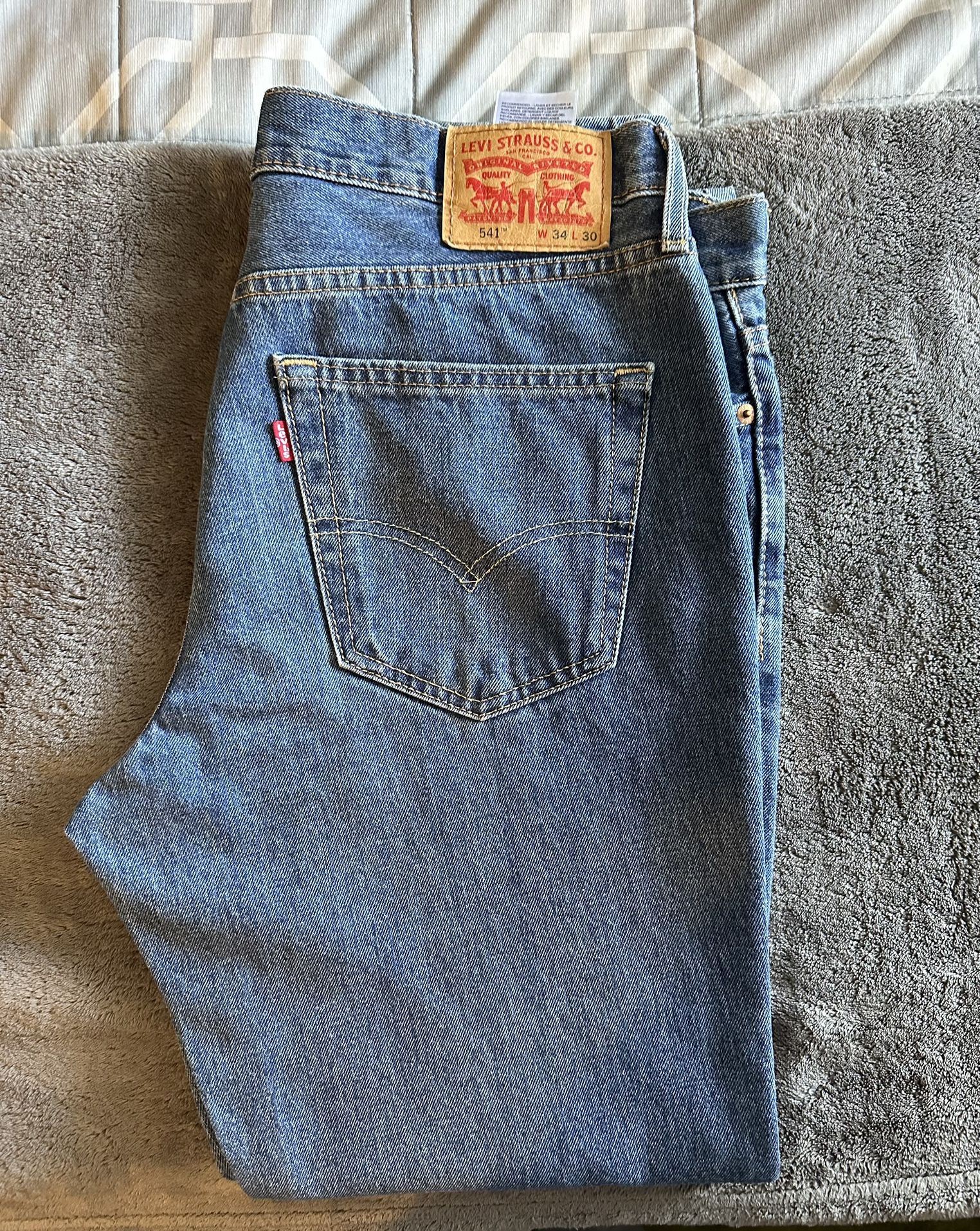 541 Levi’s Jeans 