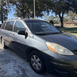 2006 Dodge Caravan