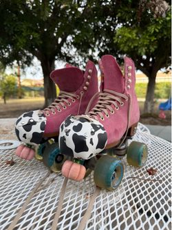 Moxi Malibu Barbie Roller Skates Size 6
