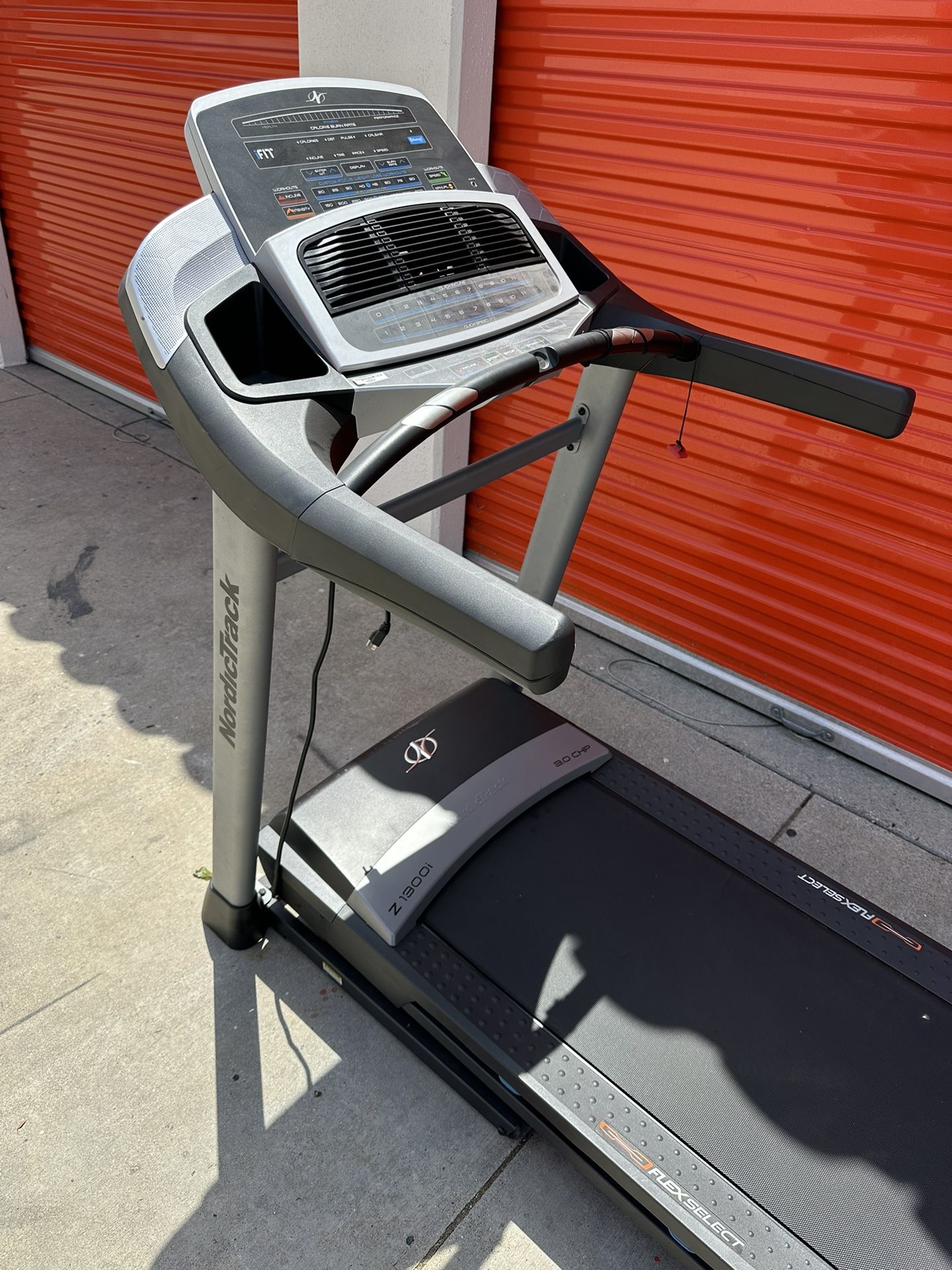 Nordictrack z 1300i new arrivals