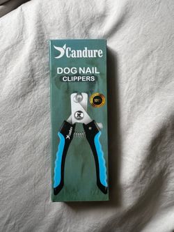 Dog nail clippers
