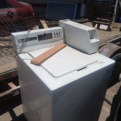 Coin-operated Washer And Dryer