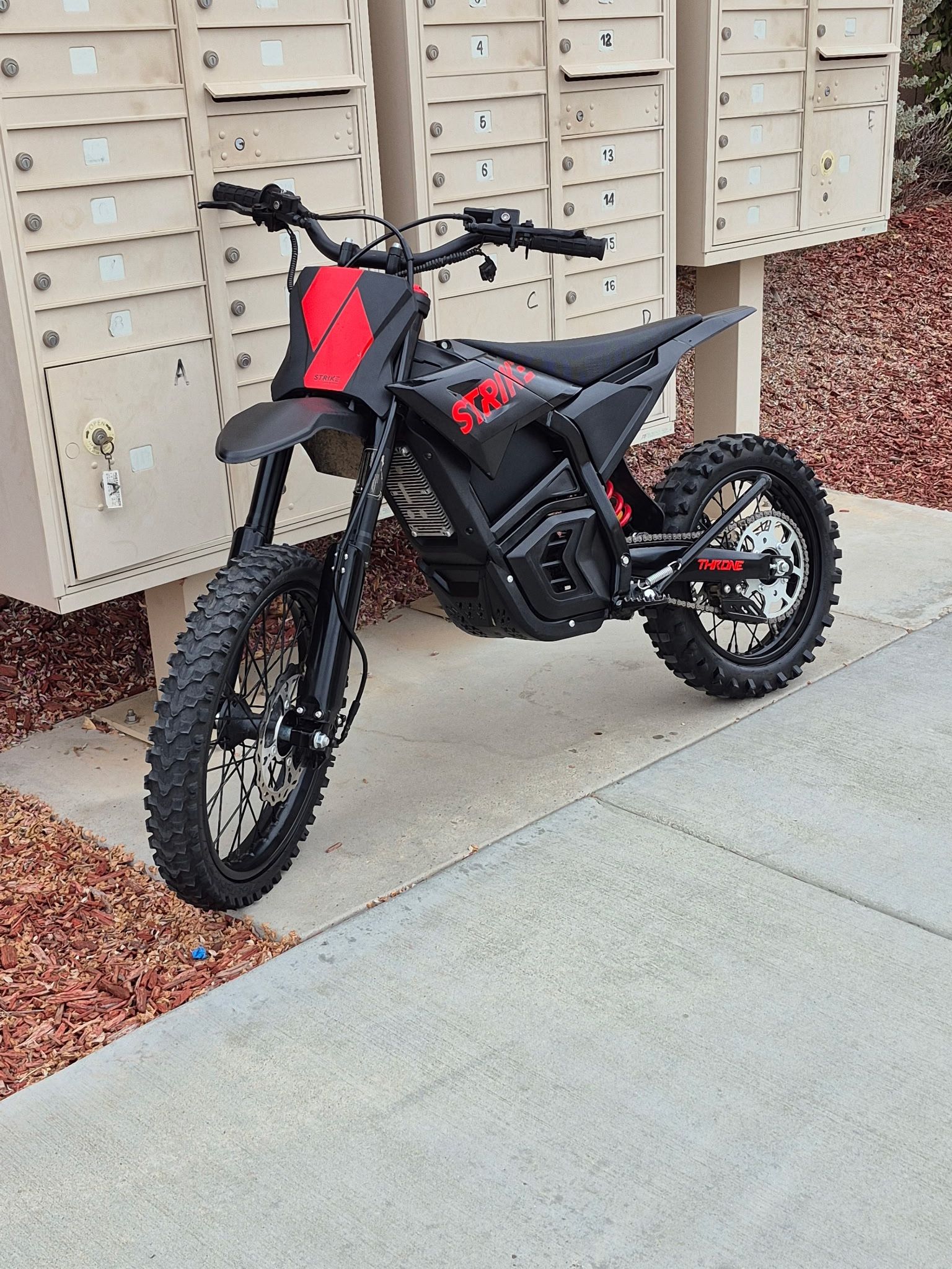 Throne 60v No Trades 