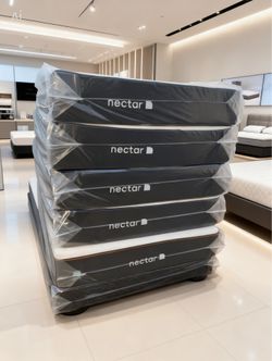 ☎️📲📞call or Tex (213)713-74-89      Nectar Mattress.             Nectar Premier Queen Size  - 13" Memory Foam Mattress     New Mattress in a plastic