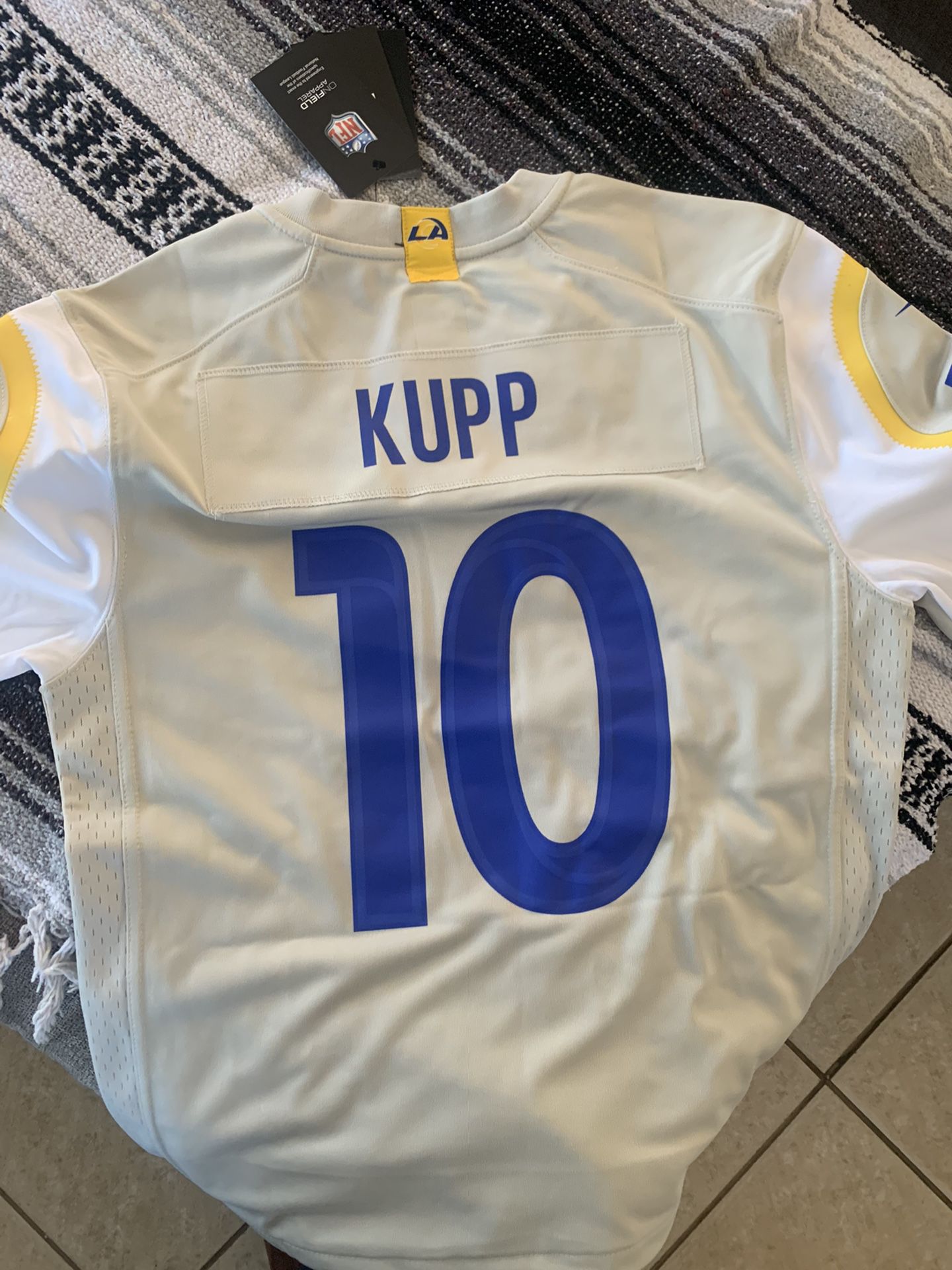 LA Rams Cooper Kupp Jersey Youth Large for Sale in Los Angeles