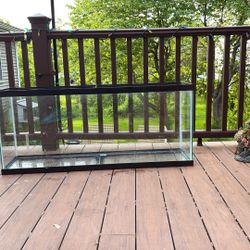 Glass Pane Fish Tank Black 