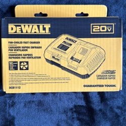 Dewalt Fast Charger 