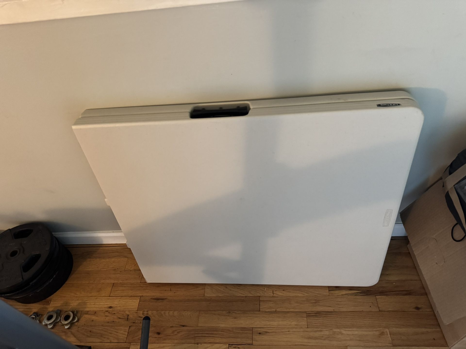 6ft Table