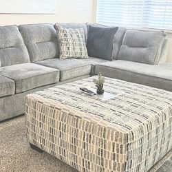 Sofa Chase Ottomon Set For Sale