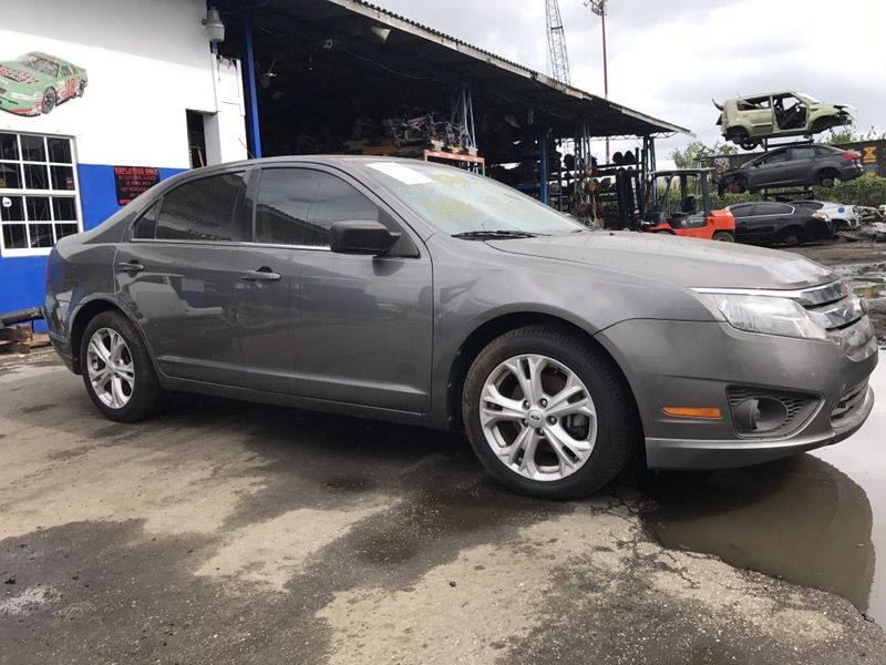 2012 Ford Fusion for Parts.