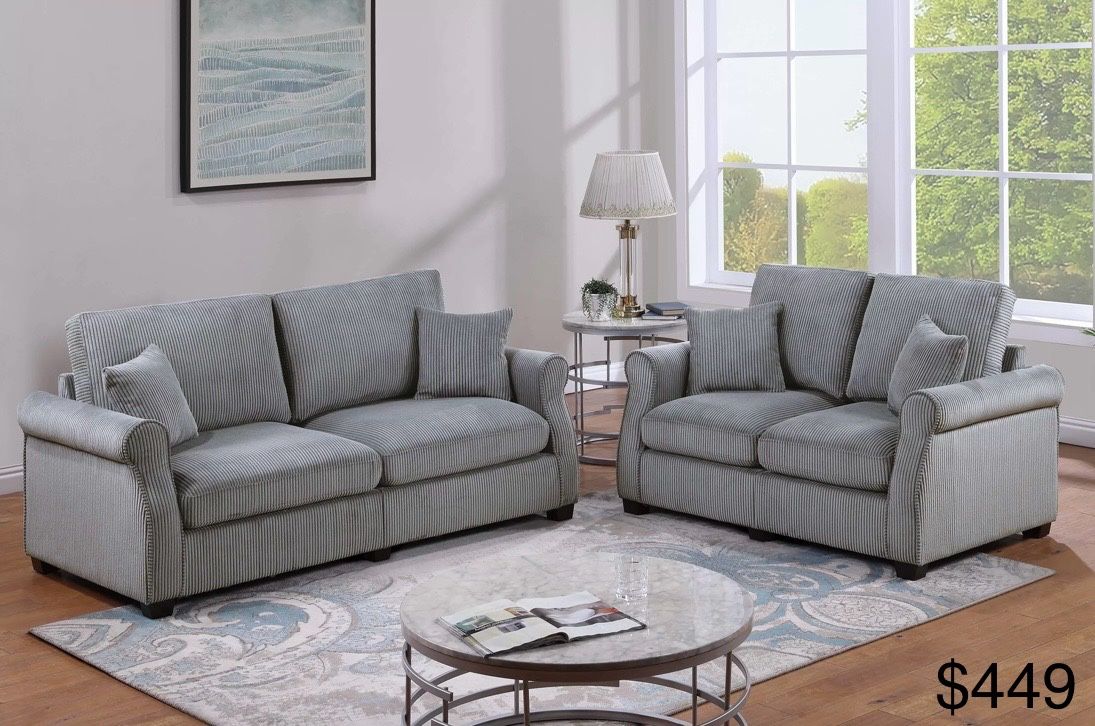 2 Pc Sofa And Loveseat Set