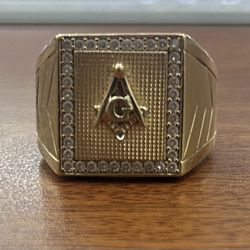 14kt Yellow Gold Ring 