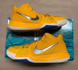 Nike Kyrie 3 Mac and Cheese size 5.5y Basketball Shoes Rare!