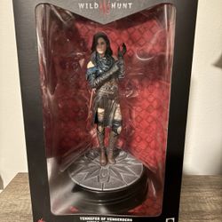Witcher 3 Darkhorse Yennefer Alternate Statue/figure