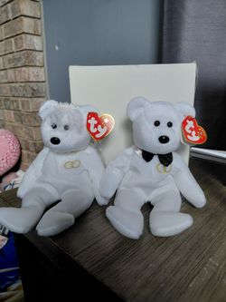 TY Beanie Babies - SET OF 2 - MR. and MRS. Bear (Groom & Bride) (8.5 inch)
