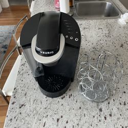 Keurig With K Cup Holder
