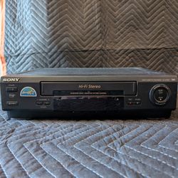 Sony VHS VCR Hi-Fi Stereo SLV-679HF - Untested