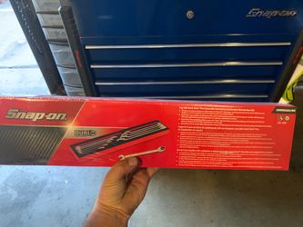 Snap on ratchet wrenches