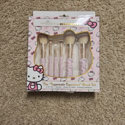 Hello Kitty 6 Piece Makeup Brushes 