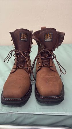 Arita steel toe boots