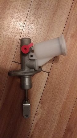 2003 maxima v6 3.5 master cylinder new
