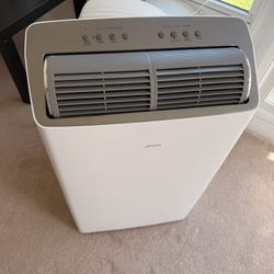 Midea Duo Smart Inverter Portable AC + Heat (2 Units Available!)