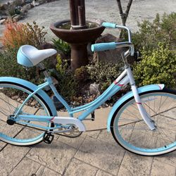 Schwinn Ladies Legacy Beach Cruiser 26”
