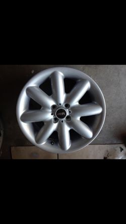 2006 mini cuper rin set almost new 375.00
