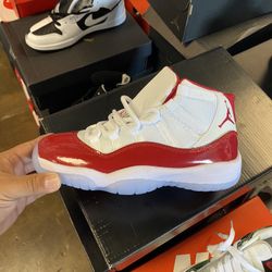 Jordan 11 Cherry 