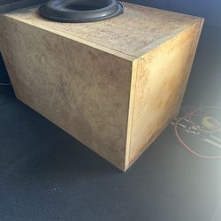 Speaker box