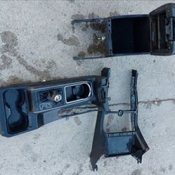 2016 17 18 19 2020 21 Toyota Tacoma Center Console And Transmission Shifter
