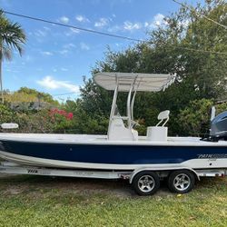 2012 Pathfinder 2400 Trs Bay Boat With Yamaha F300 Four Stroke Outboard Motor 