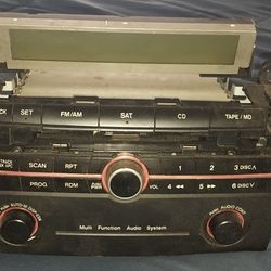 Working Original Factory Vintage Car Stereo