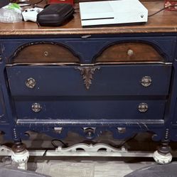 Jacobean Style Buffet 