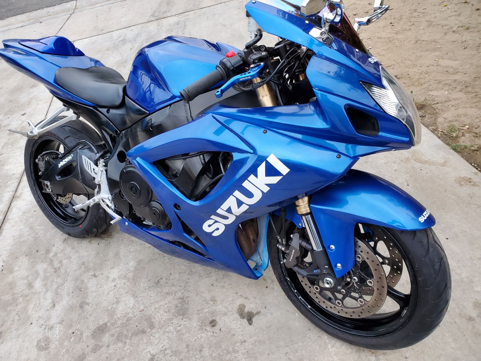 2006 gsxr 600 clean title runs excellent Firm