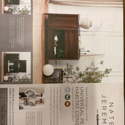 Stand Spiced Mahogany Finish