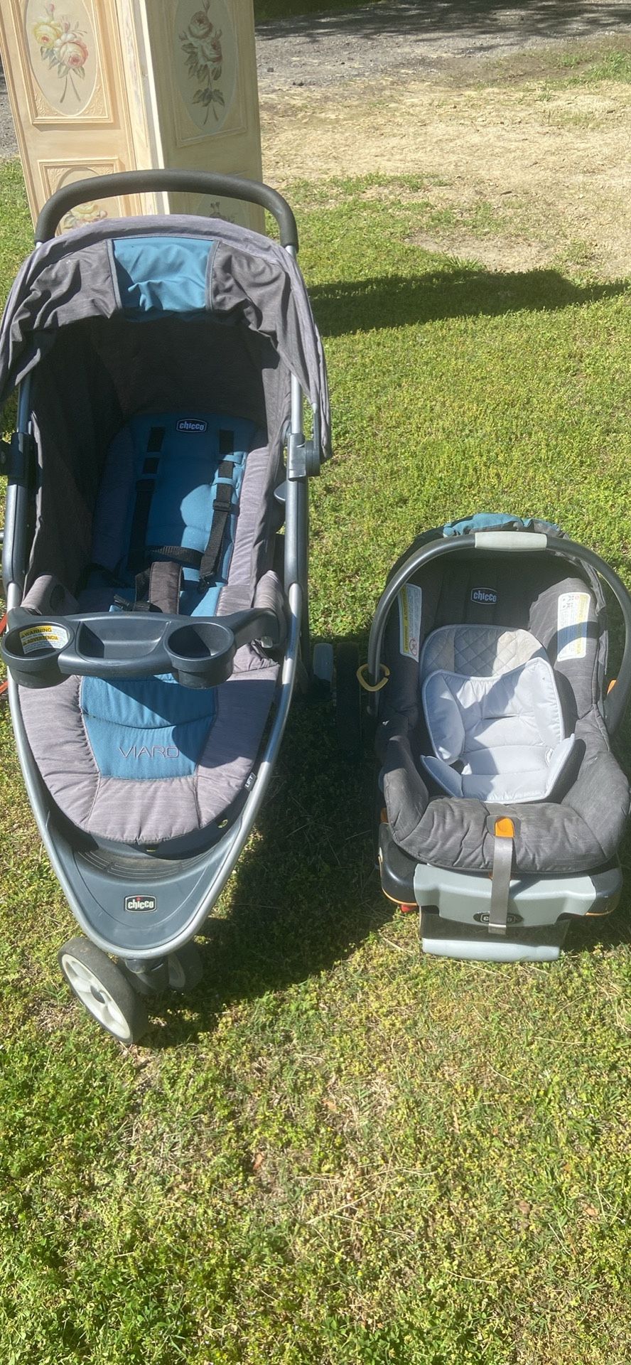 Chicco Travel System