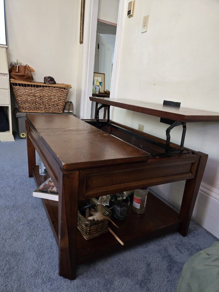 Lifting Coffee Table With Storage