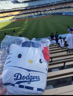 2025 hello kitty night dodger plushie