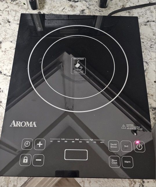 AROMA Induction Cooker