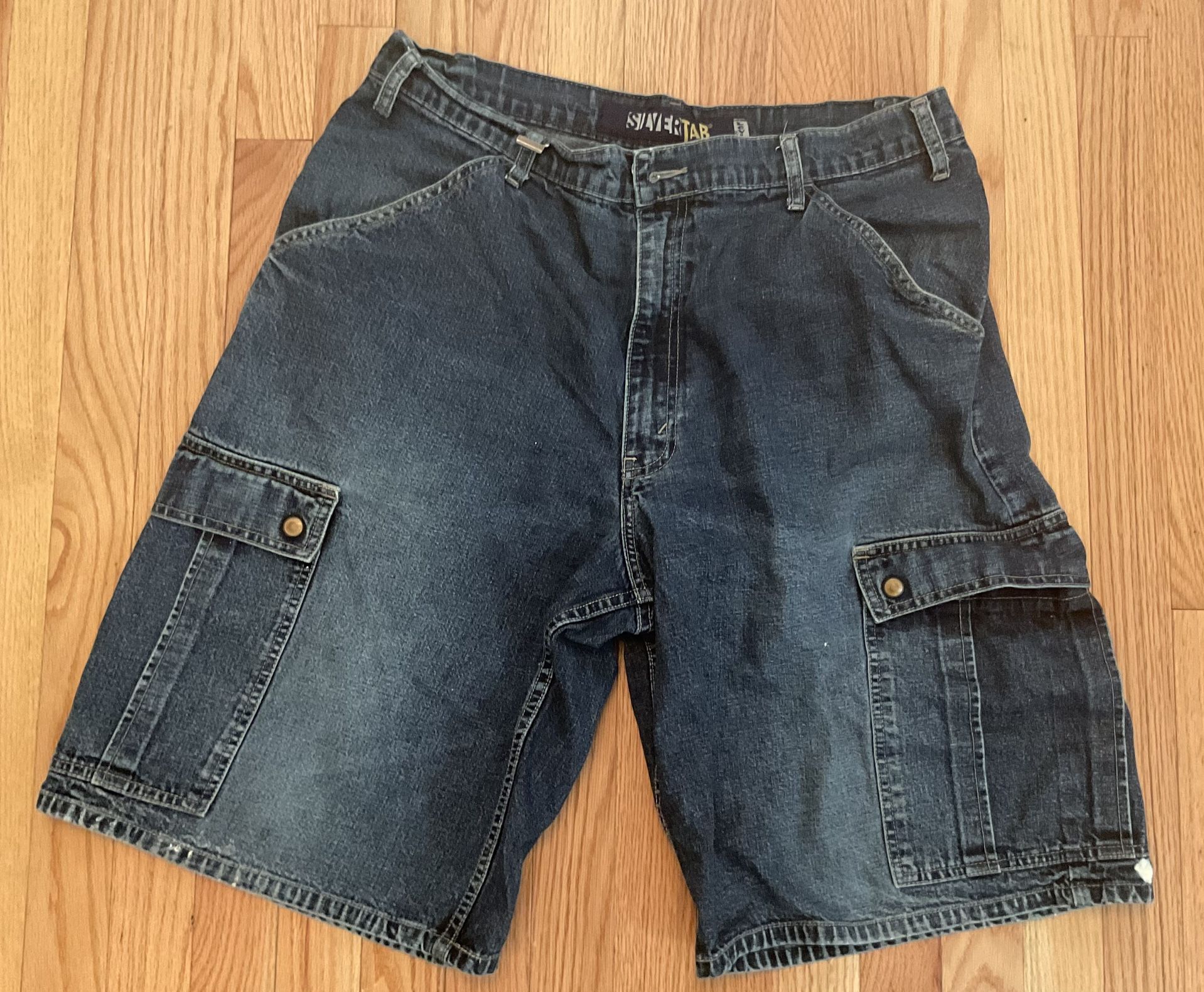 Men’s Levi Jean Shorts-size 36