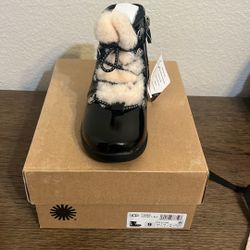 UGG Size 9